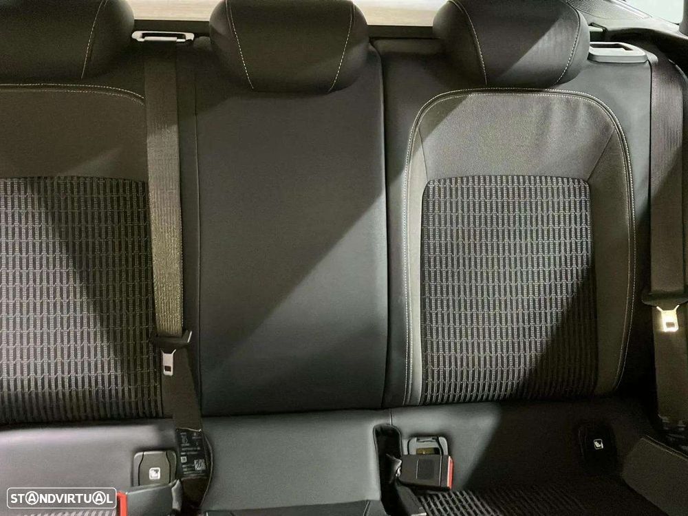 Opel Astra Sports Tourer - 17