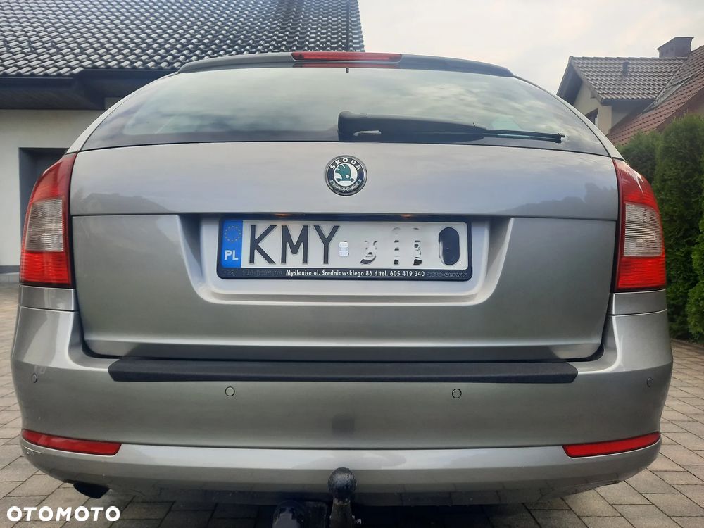 Skoda Octavia 2.0 TDI DPF Elegance DSG - 20