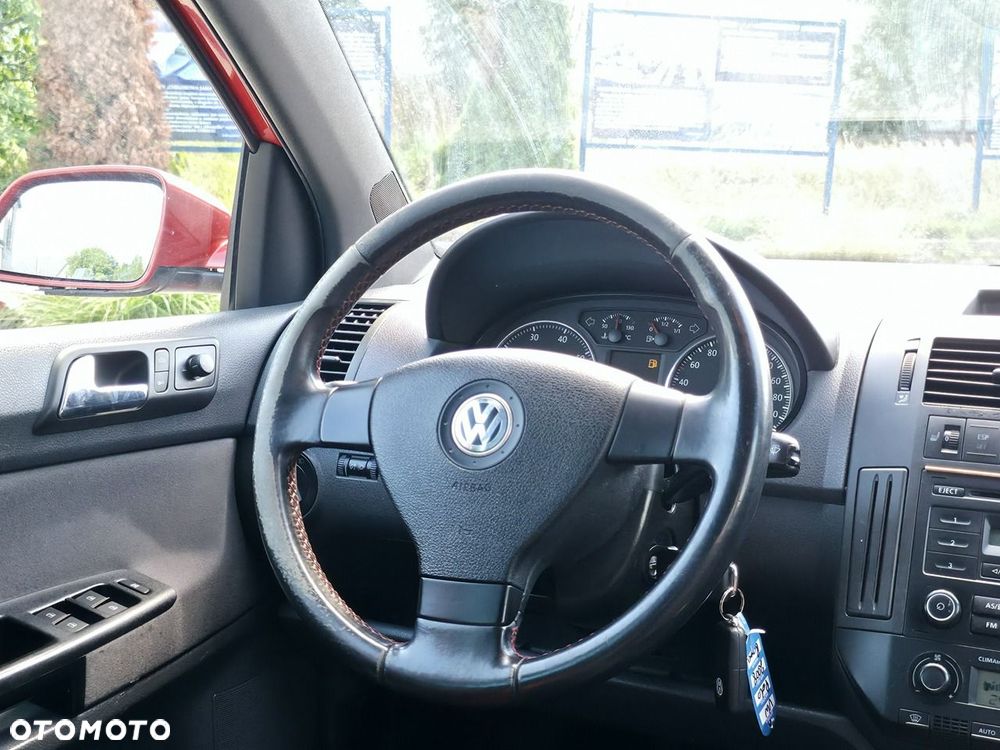 Volkswagen Polo - 12