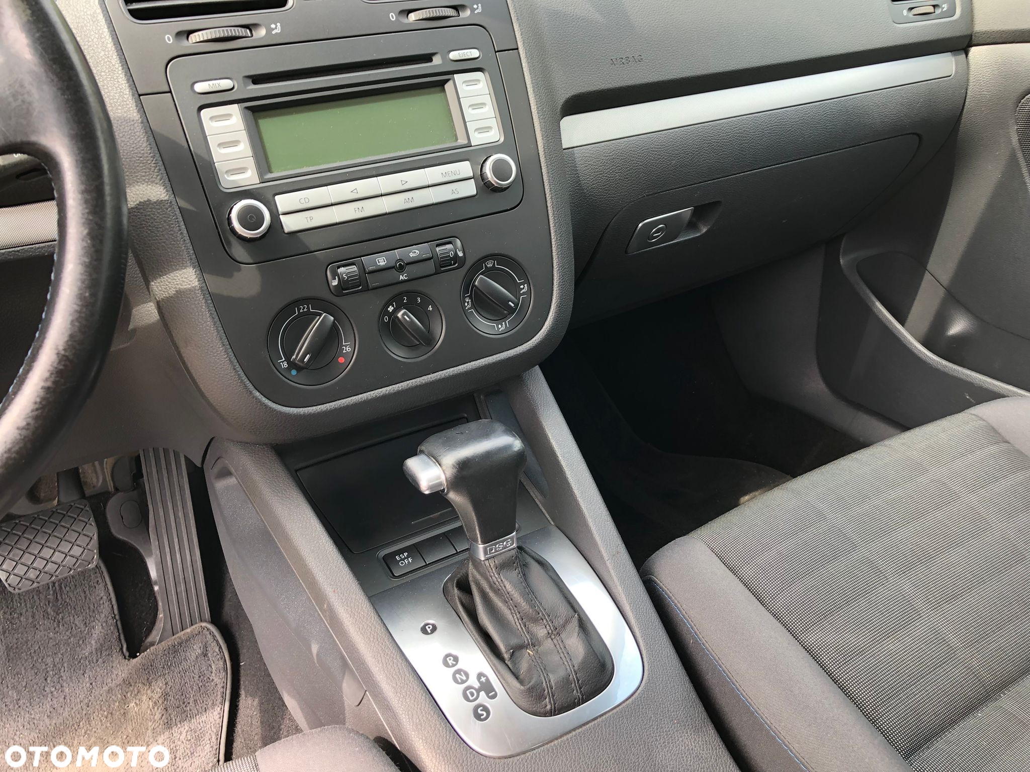 Volkswagen Golf 2.0 TDI DSG Sportline - 10