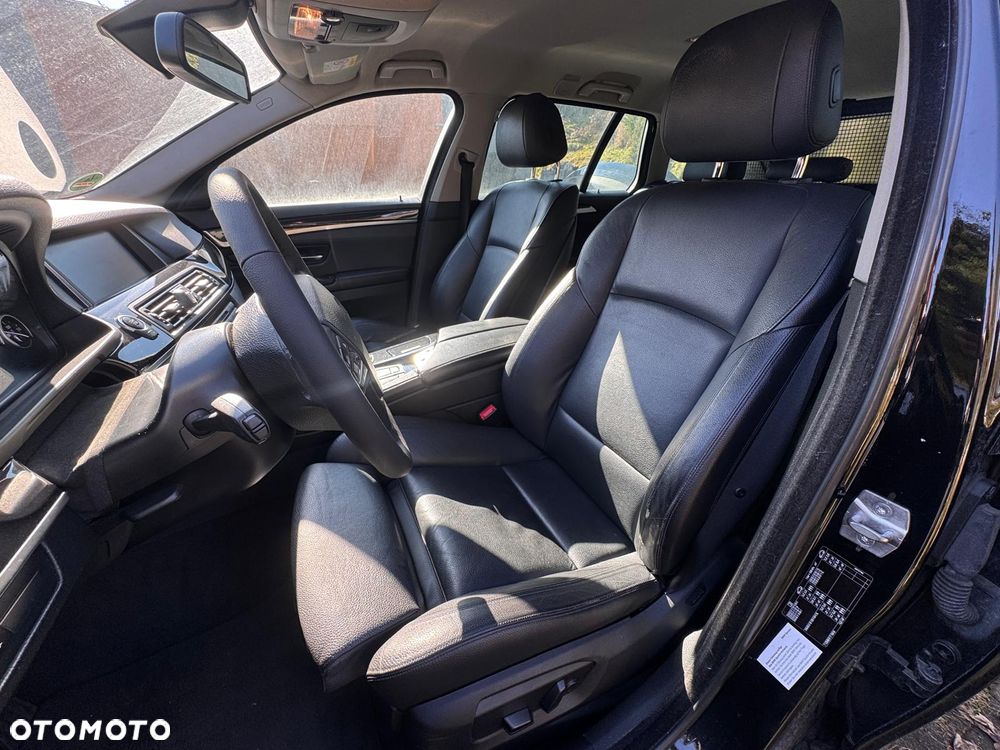 BMW Seria 5 525d Modern Line - 6