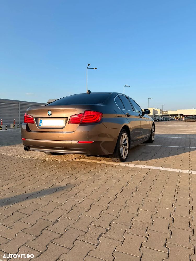 BMW Seria 5 520d Aut. - 5