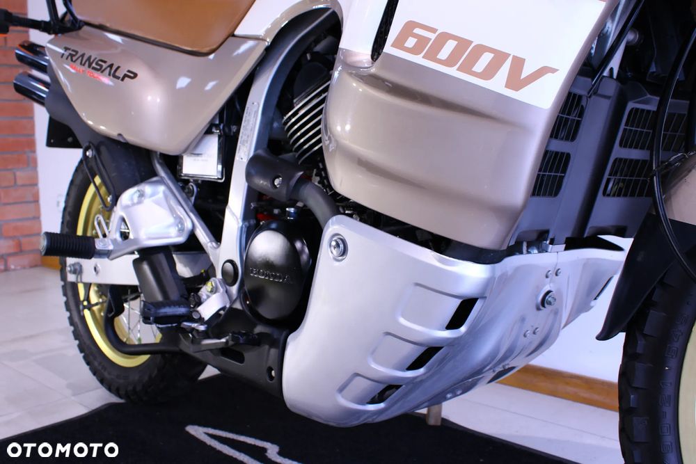 Honda Transalp - 25