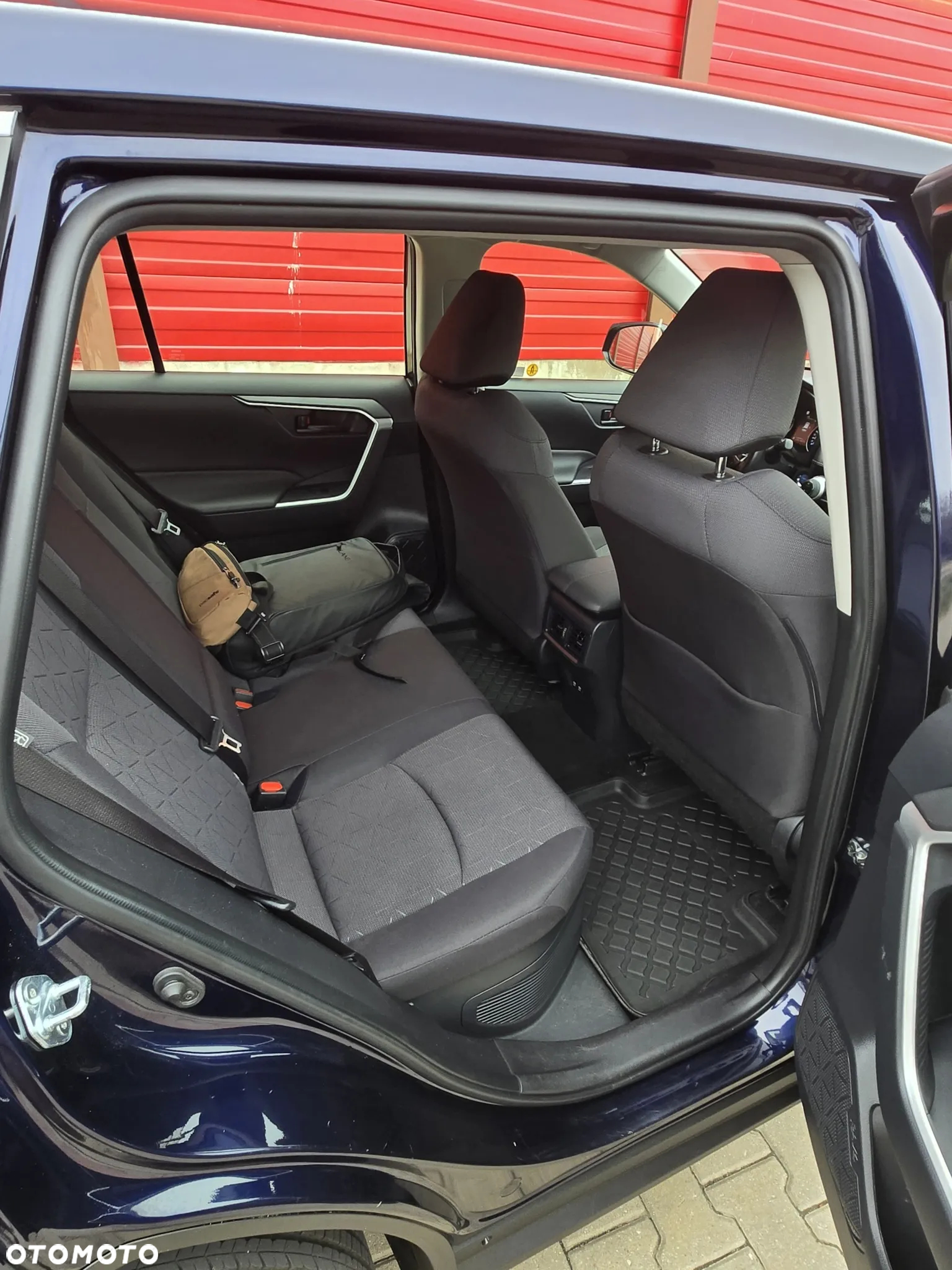 Toyota RAV4 2.5 Hybrid Active 4x4 - 13