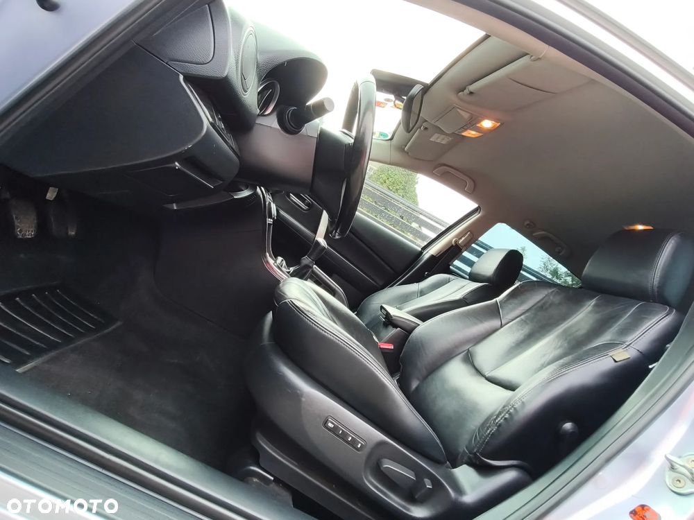 Mazda 6 2.0 CD Exclusive + - 28