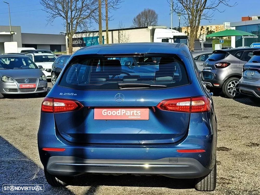 Mercedes-Benz B 250 e 8G-DCT Style - 7