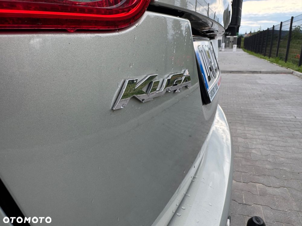 Ford Kuga 2.0 TDCi 4x4 Titanium - 9