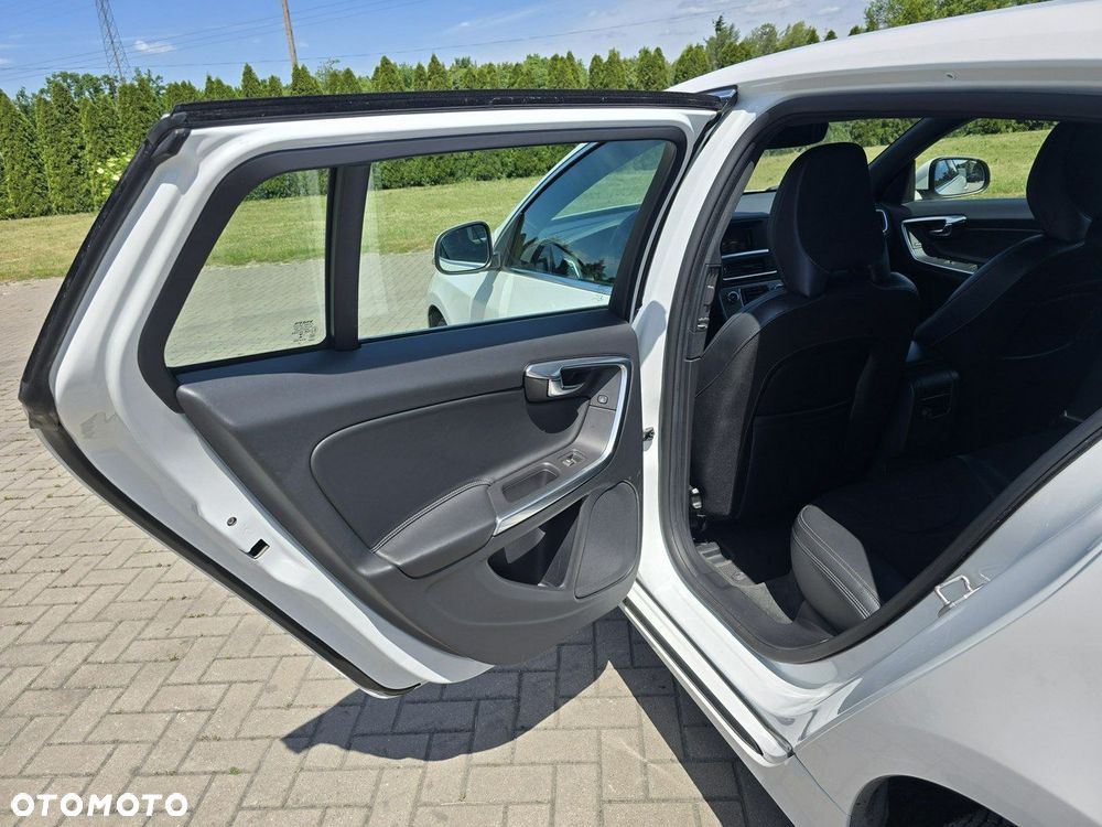 Volvo V60 - 17