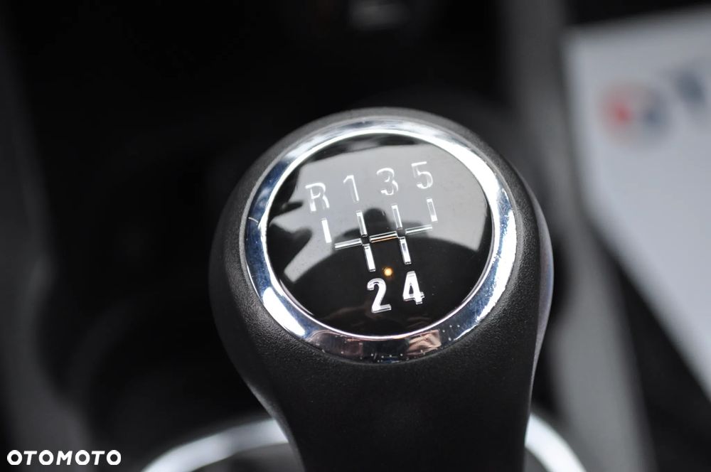 Opel Corsa 1.4 16V - 26