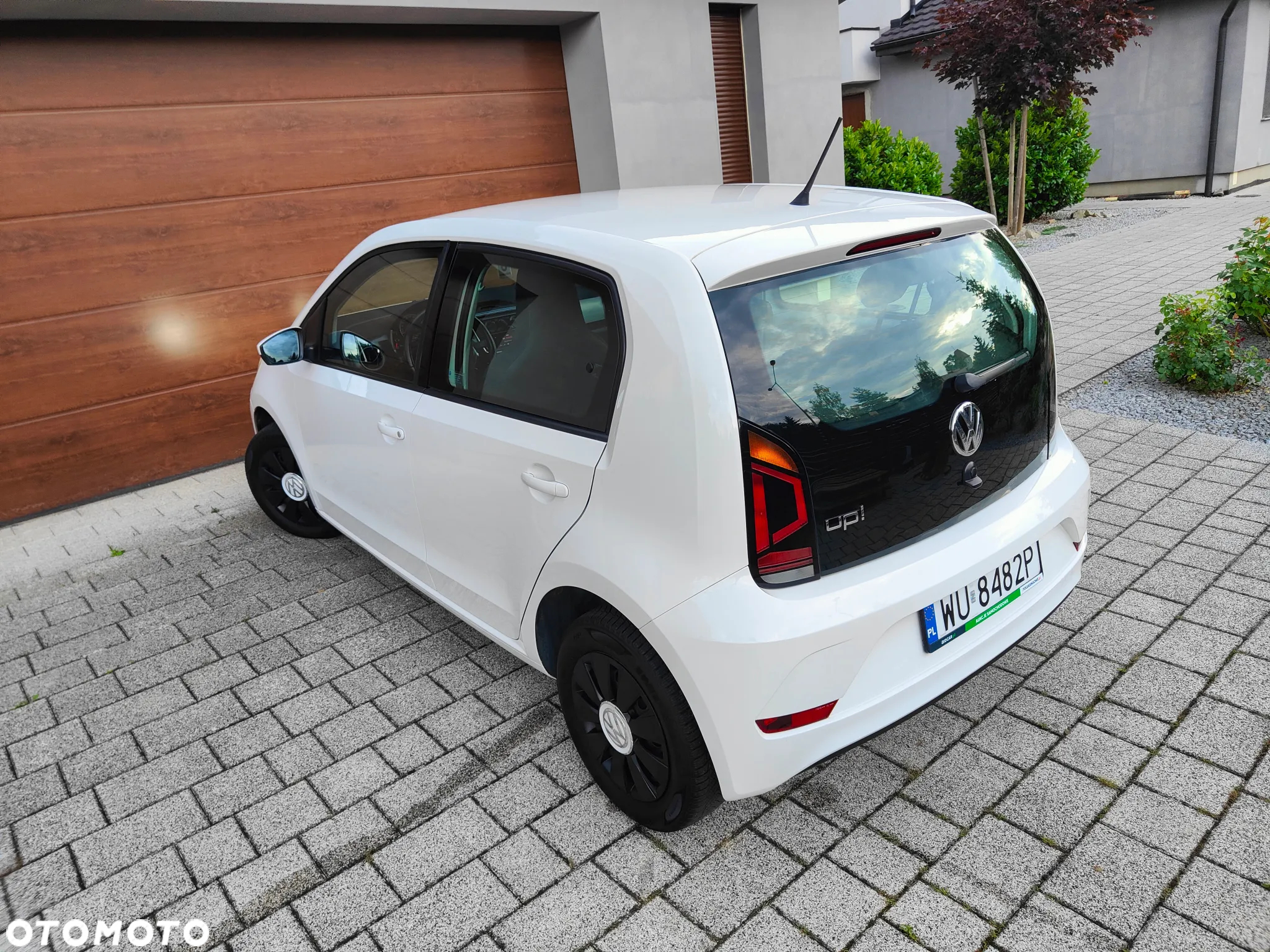 Volkswagen up! 1.0 move - 8