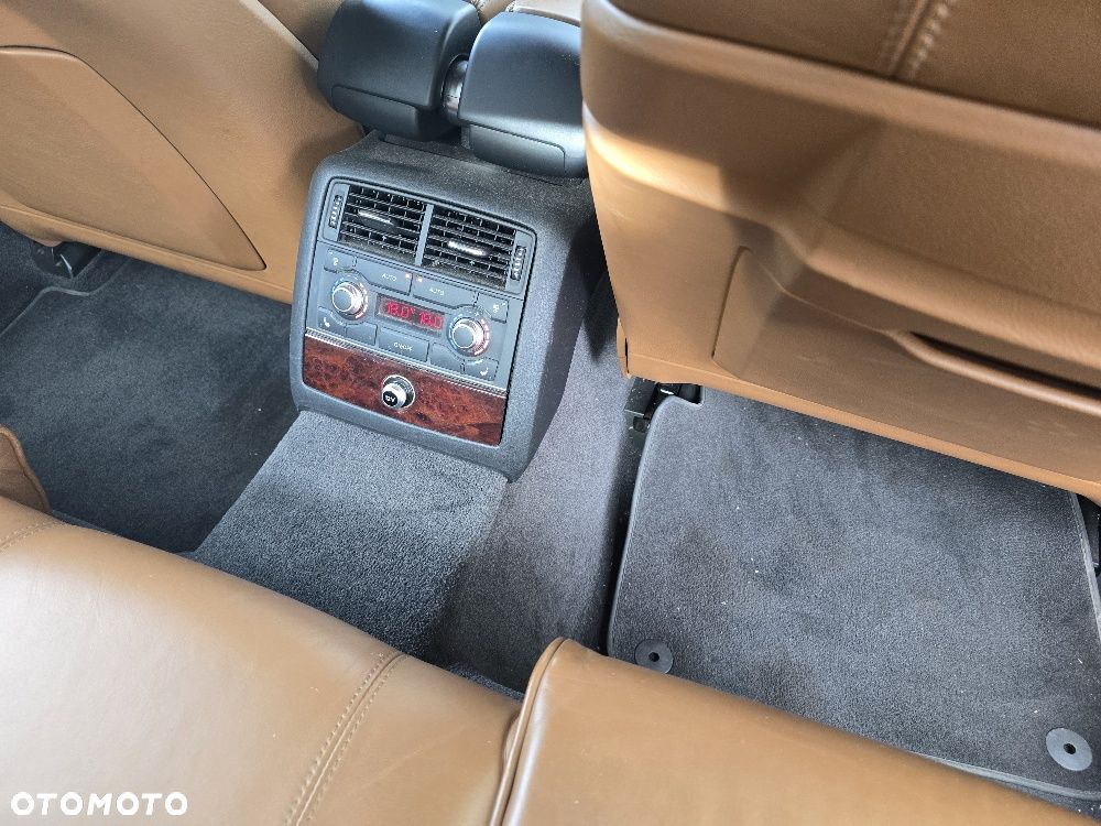 Audi A8 3.2 FSI Quattro - 7