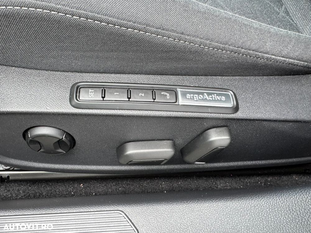 Volkswagen Golf Variant 2.0 TDI 150CP DSG Style - 24