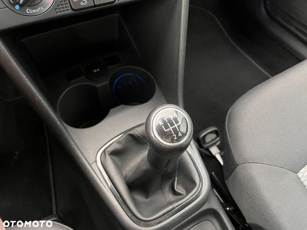 Volkswagen Polo 1.2 Comfortline - 24