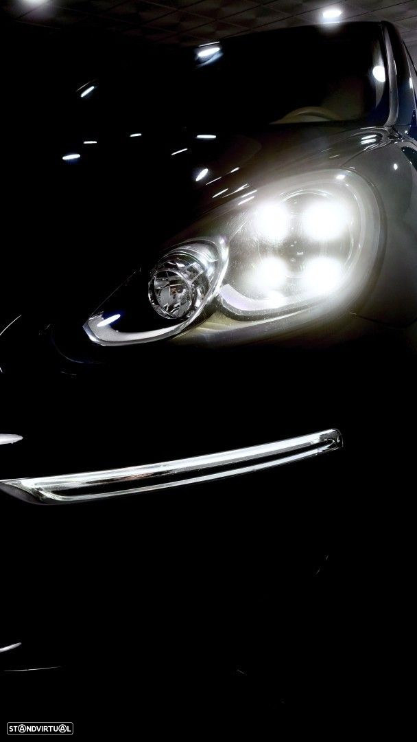 Porsche Cayenne Platinum Edition - 13