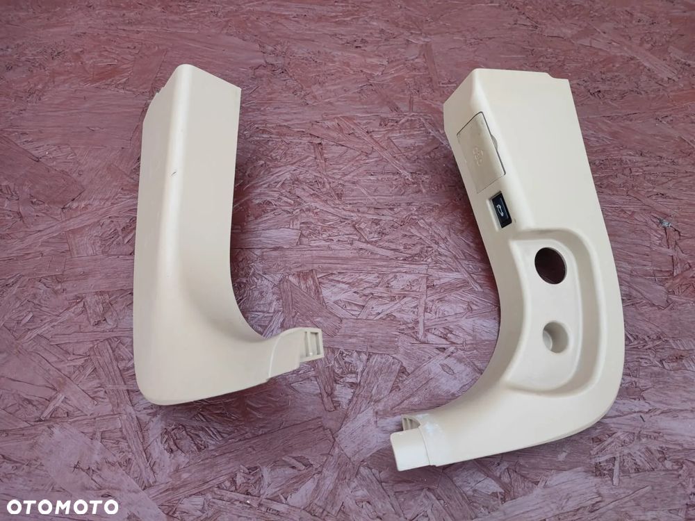 BMW E60 / E60 LCI / E61 / E61 LCI. ORYGINALNA OBUDOWA PROGU LEWA / PRAWA / MASKOWNICA RĄCZKI MASKI / ZAŚLEPKA OBD W KOL. BEŻOWYM + PRZYCISK OTWIERANIA BAGAŻNIKA O NR: 6 987 055 / 6 987 058 OEM. SPRAWNE W 100%. - 1