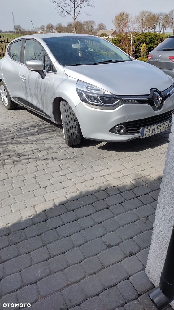 Renault Clio 1.2 16V 75 Life - 4