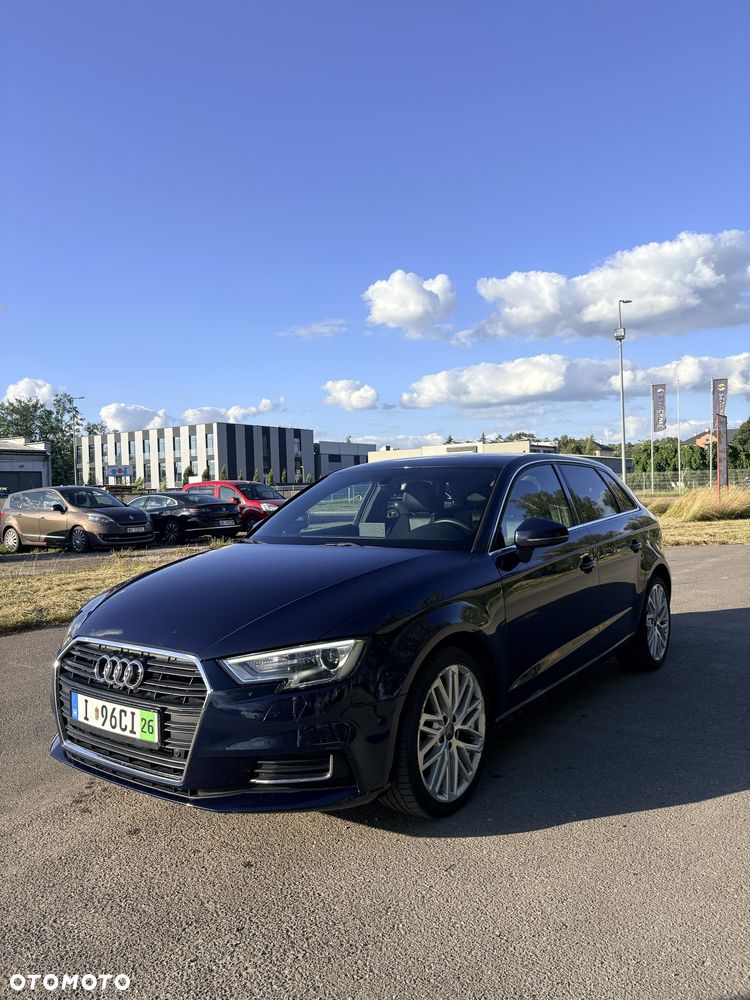 Audi A3 Sportback - 3