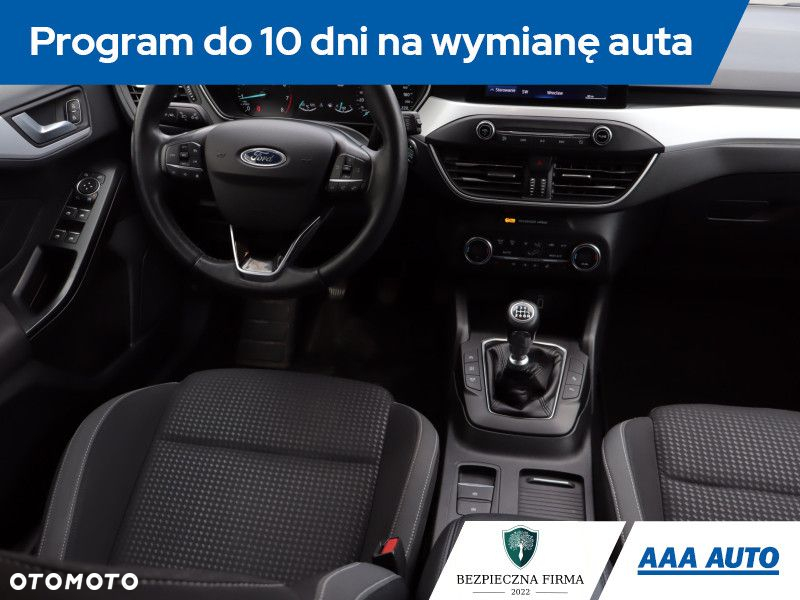 Ford Focus - 8