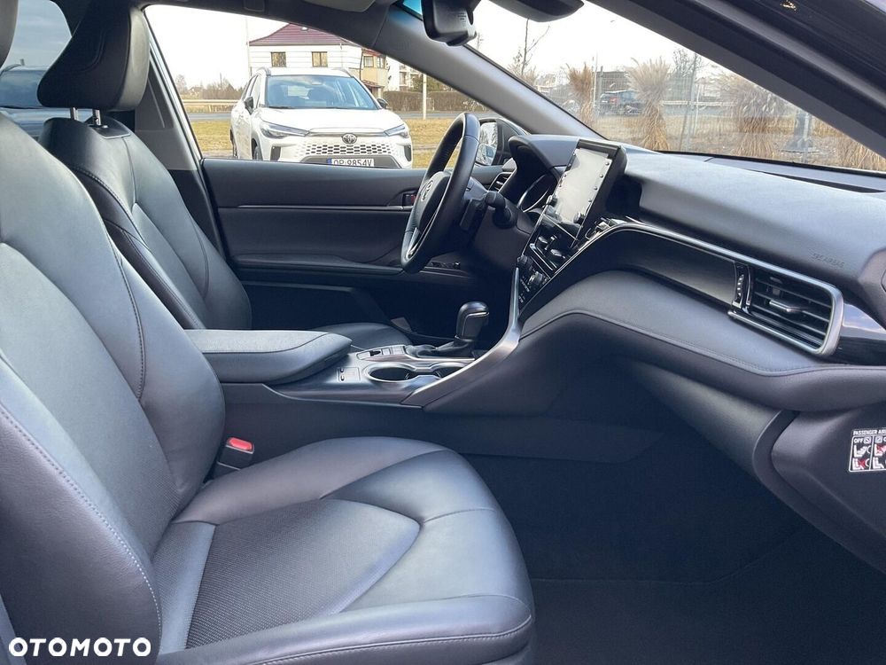 Toyota Camry 2.5 Hybrid Executive CVT - 13