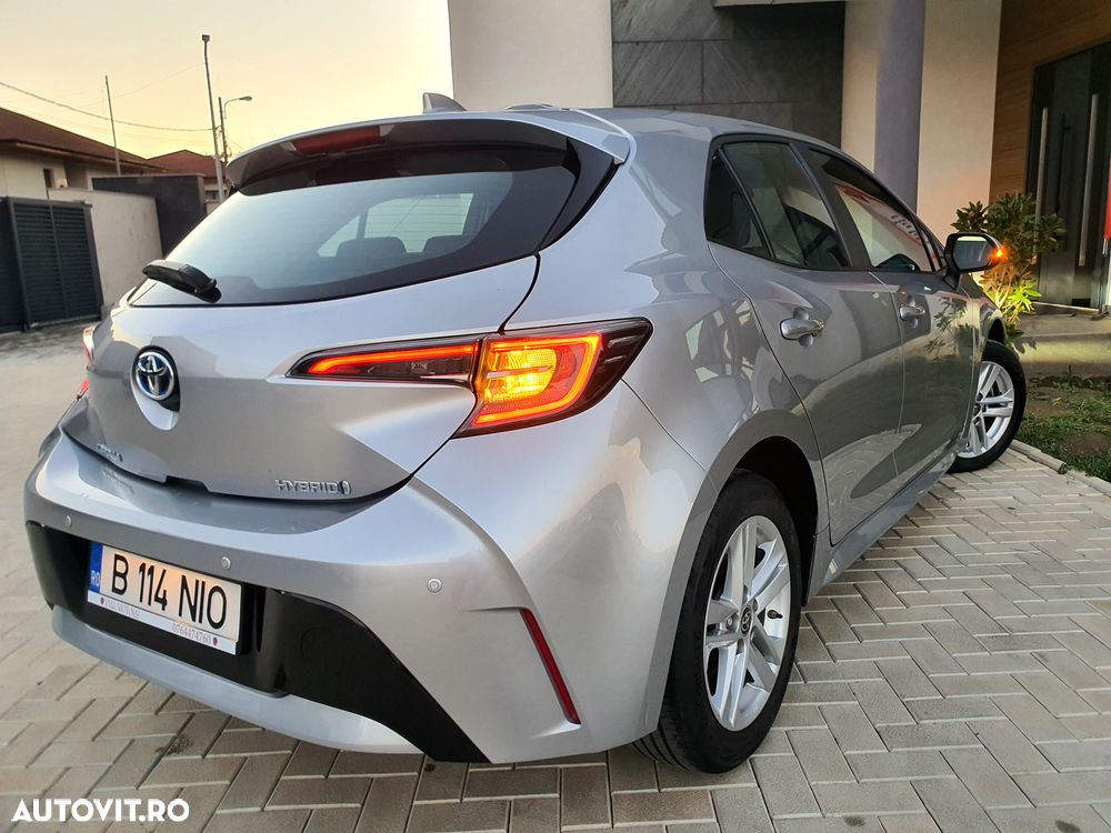 Toyota Corolla 1.8 HSD Dynamic - 6