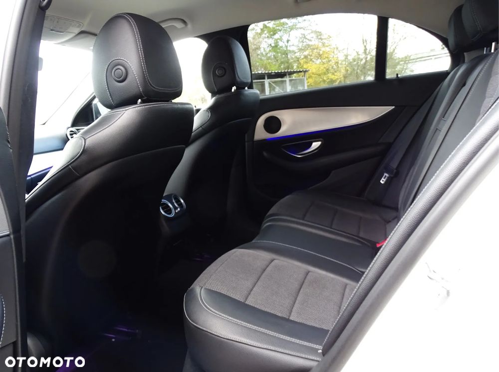 Mercedes-Benz Klasa E 220 d 9G-TRONIC - 9
