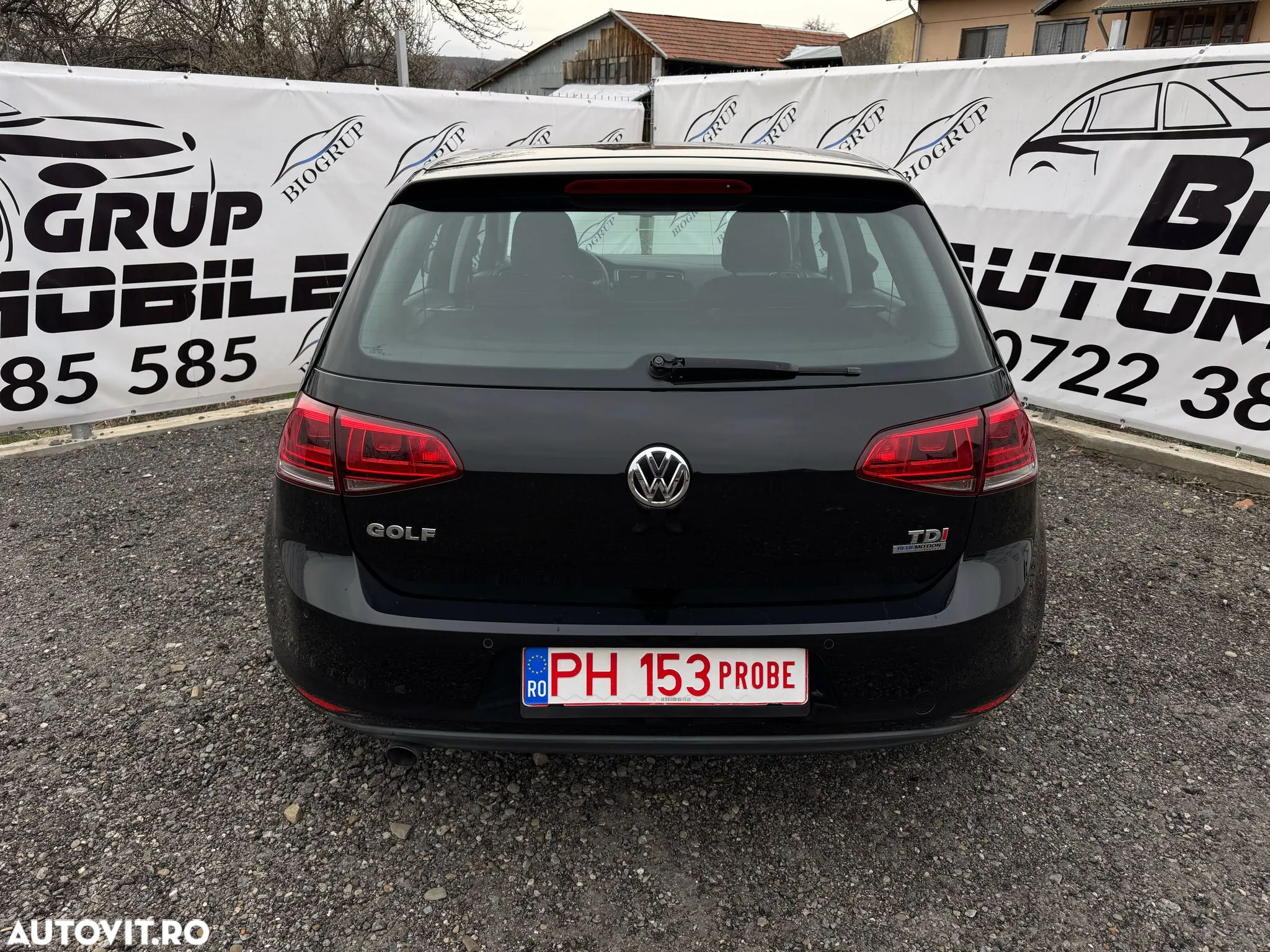 Volkswagen Golf 1.6 TDI DPF DSG BlueMotion Technology Highline - 11