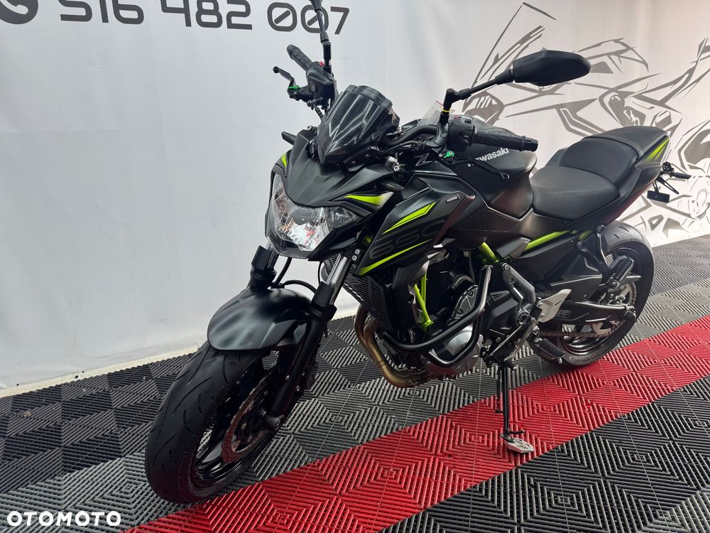 Kawasaki Z 650 - 7
