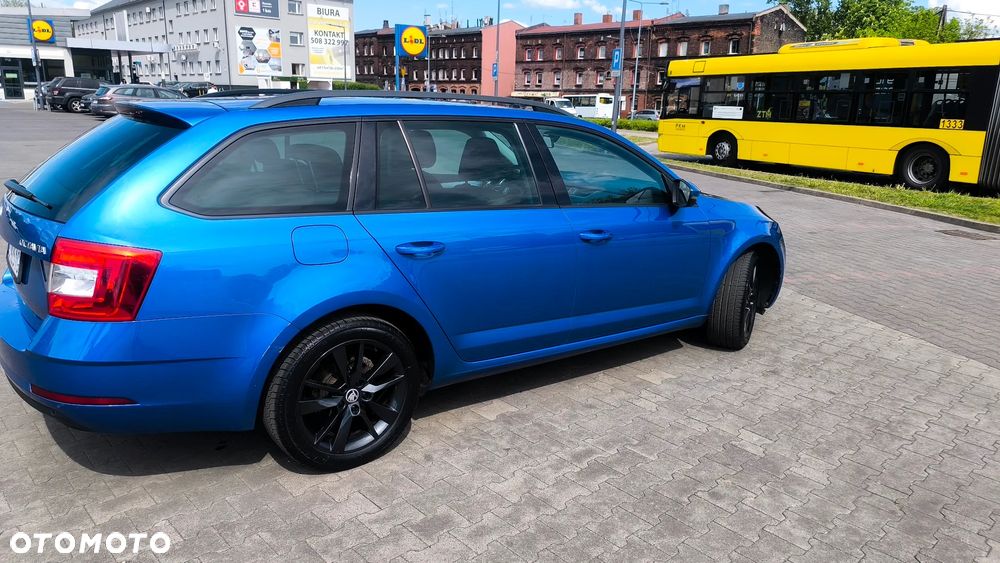 Skoda Octavia 1.5 TSI ACT Style DSG - 2