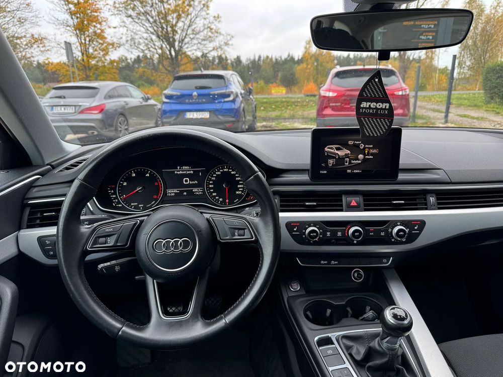 Audi A4 Avant - 29