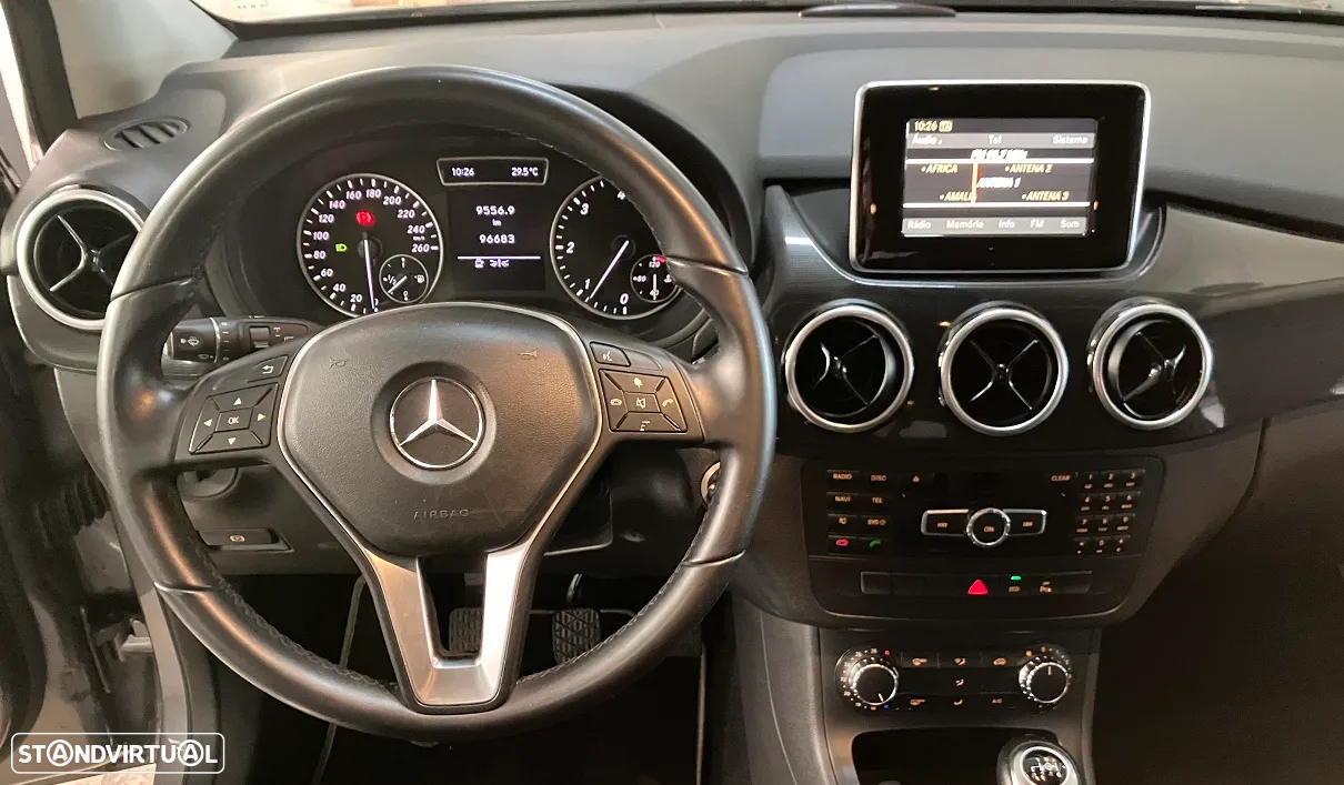 Mercedes-Benz B 180 CDi BlueEfficiency - 31