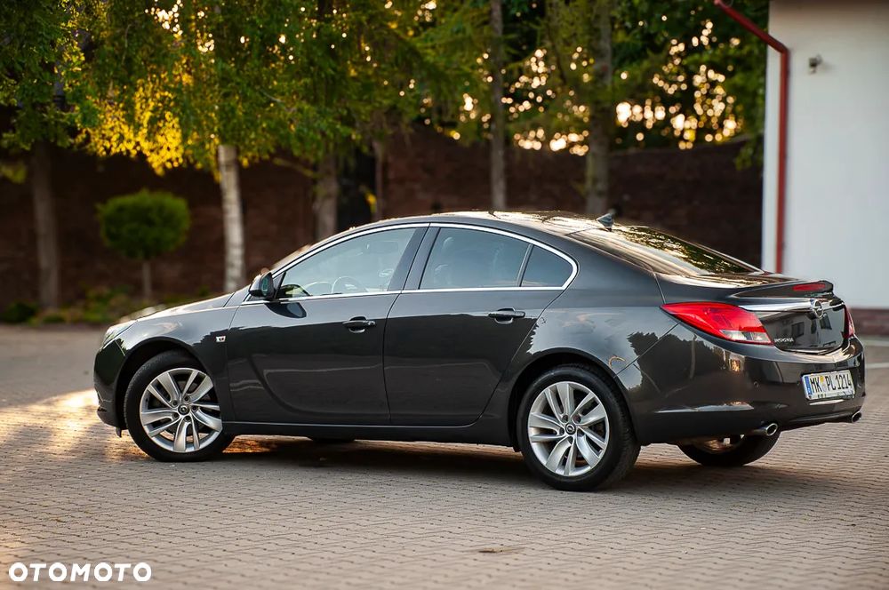 Opel Insignia - 8