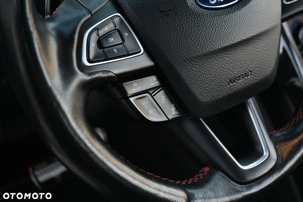 Ford Kuga 1.5 EcoBoost 4x4 ST-Line - 40