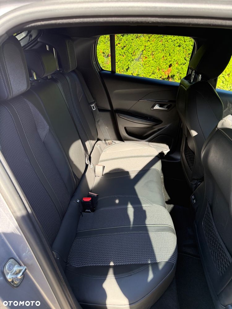 Peugeot 208 Elektromotor 136 GT+ - 19