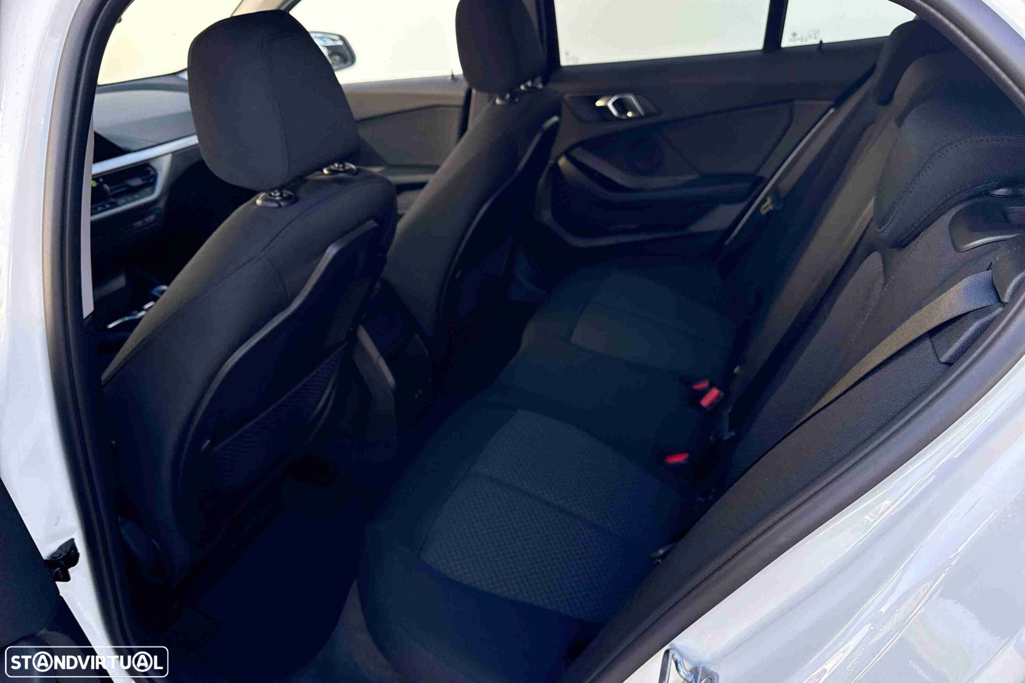 BMW 116 i Advantage - 4