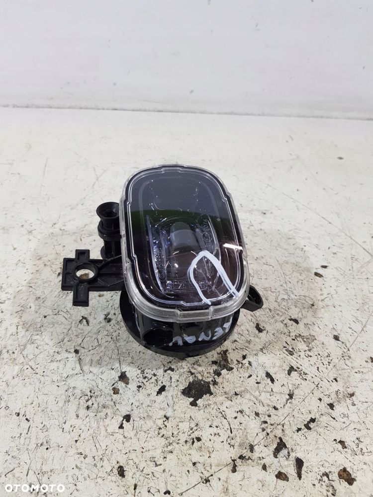 halogen prawy przód 261504122r renault clio v captur trafic - 6