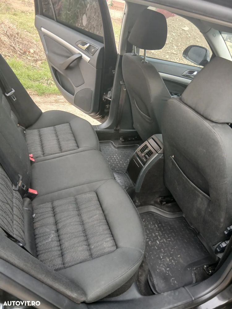 Skoda Octavia 2.0 TDI DPF Ambiente - 11