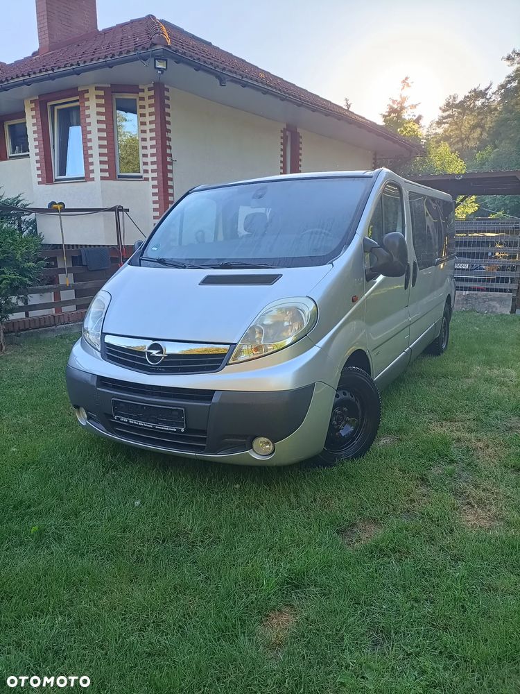Opel Vivaro - 2