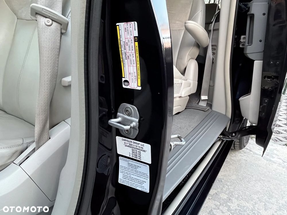 Chrysler Grand Voyager ver-2-8-crd-limited - 40