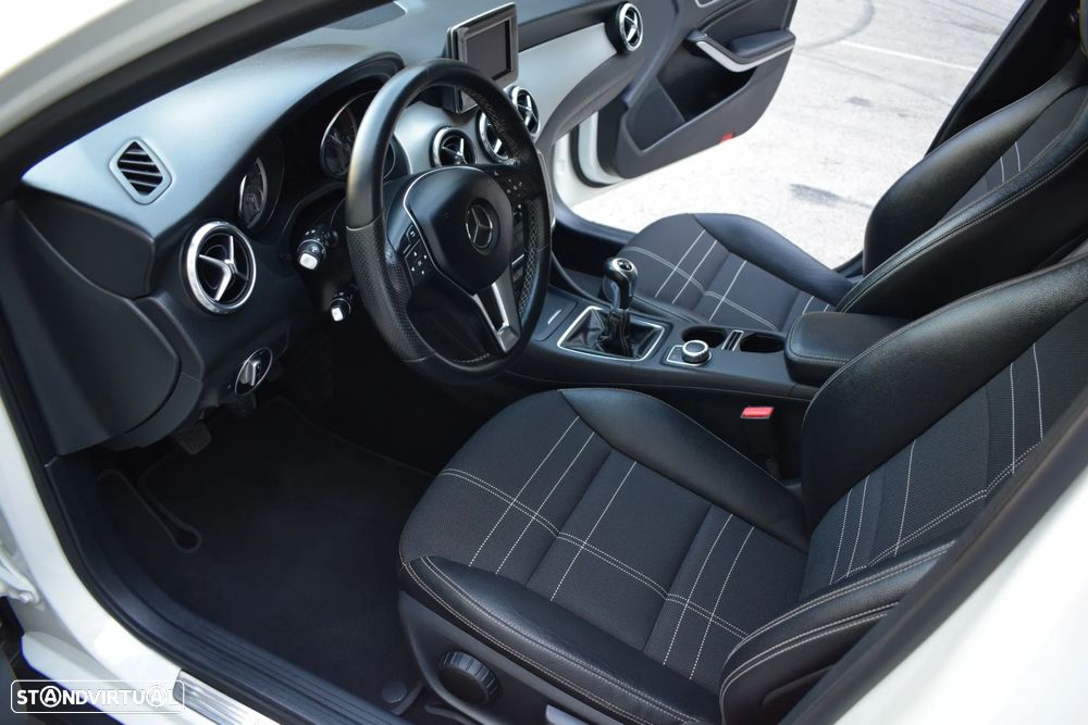 Mercedes-Benz GLA 180 CDI Urban - 6