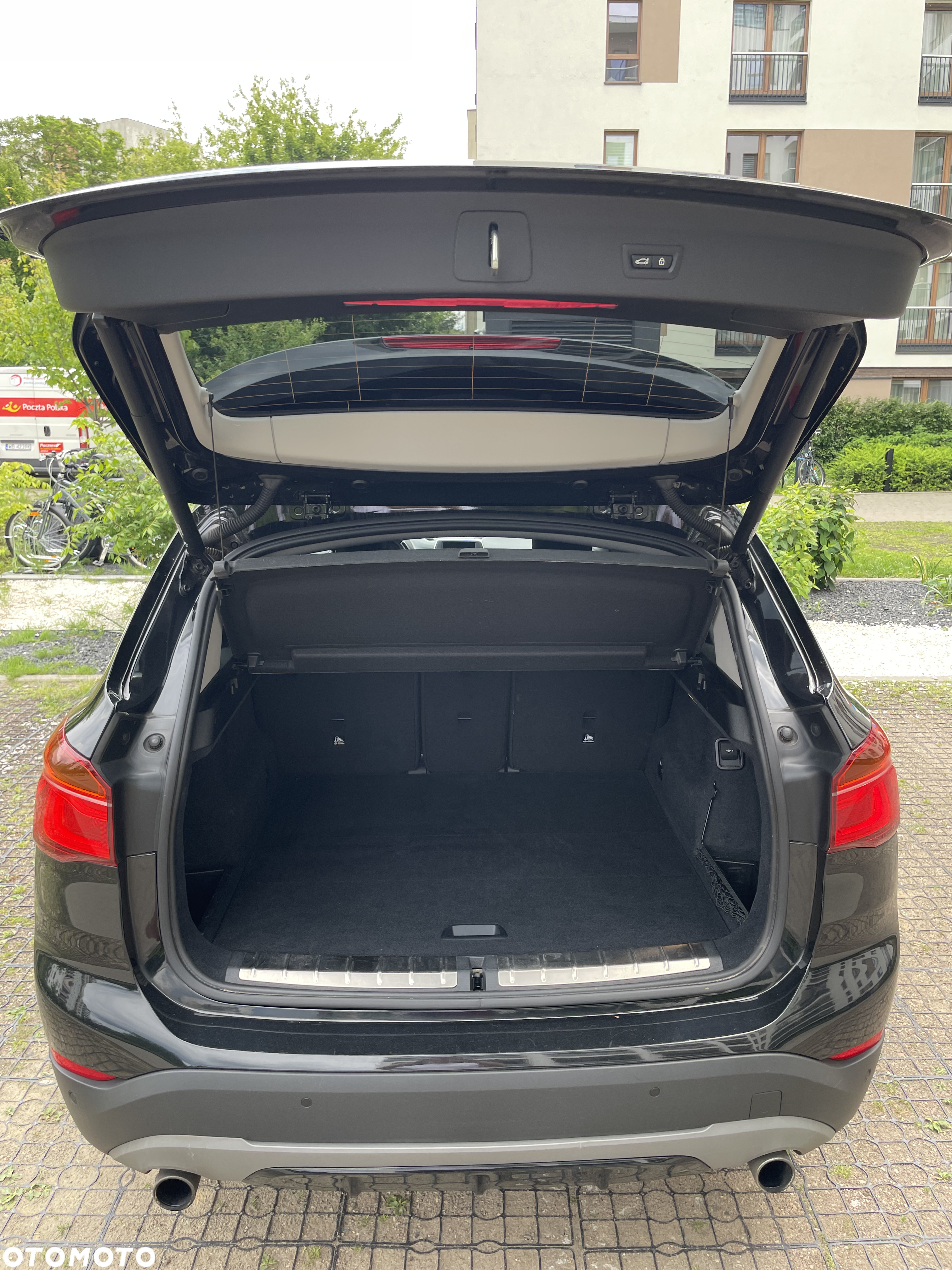 BMW X1 sDrive20i Sport Line - 24