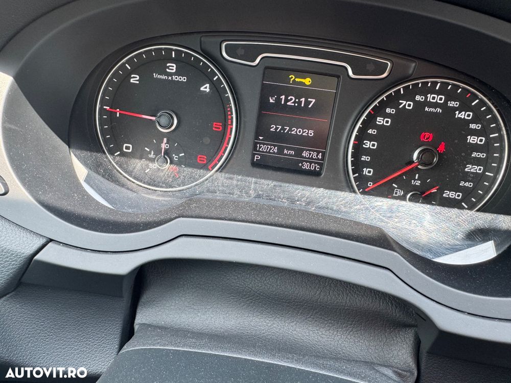 Audi Q3 2.0 TDI Quattro S-Tronic - 11
