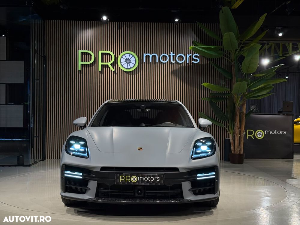 Porsche Panamera 4 E-Hybrid - 3