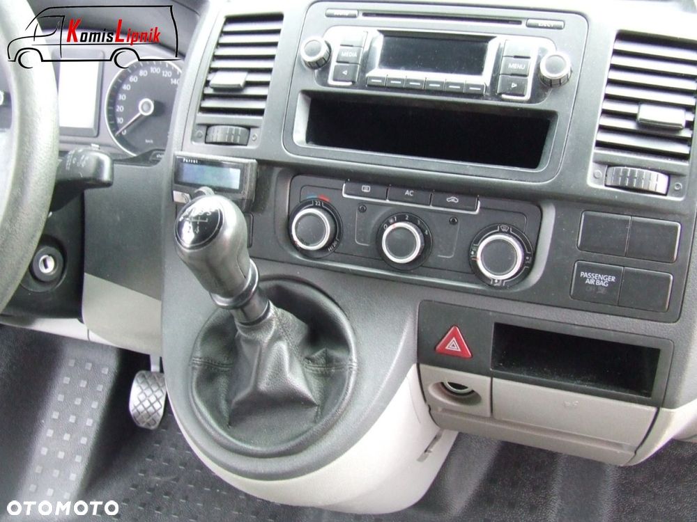 Volkswagen T5 - 16