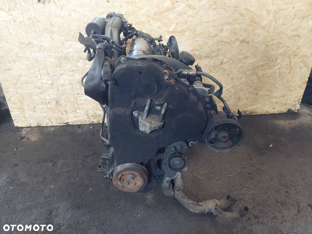 SILNIK POMPA WTRYSKI VOLVO S40 V40 I 1.9 DI D4192T3 8200055072 7700111014 - 1