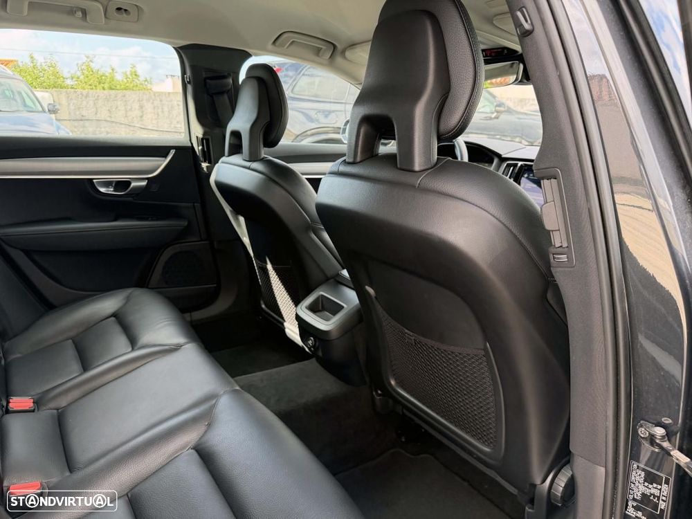 Volvo V90 2.0 D4 Momentum Plus Geartronic - 20