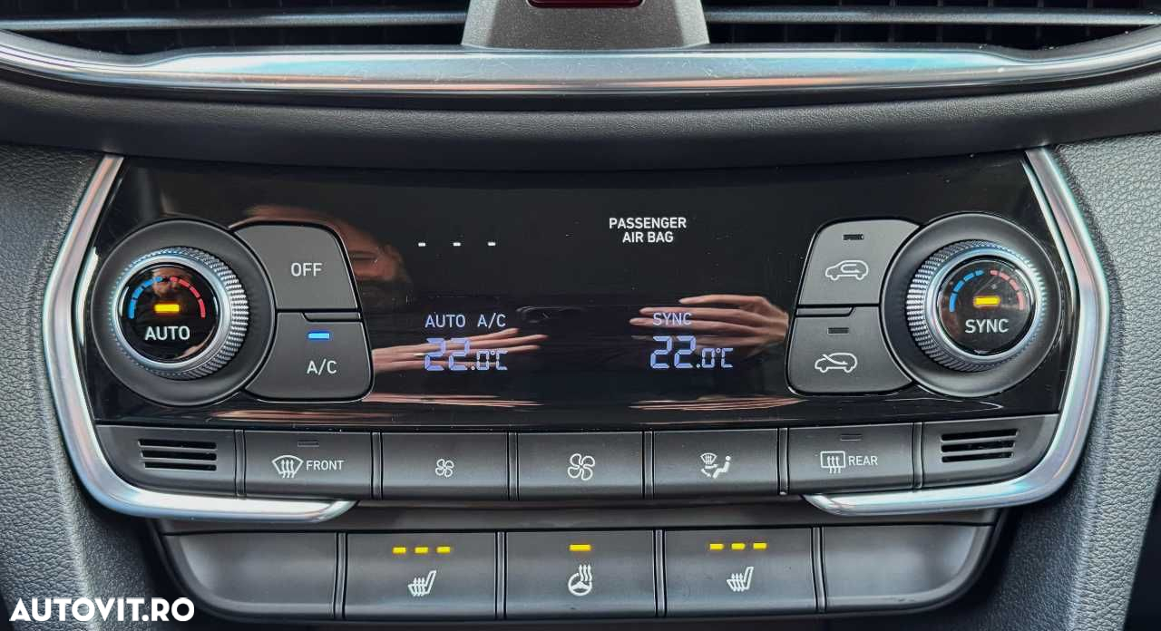 Hyundai Santa Fe - 25