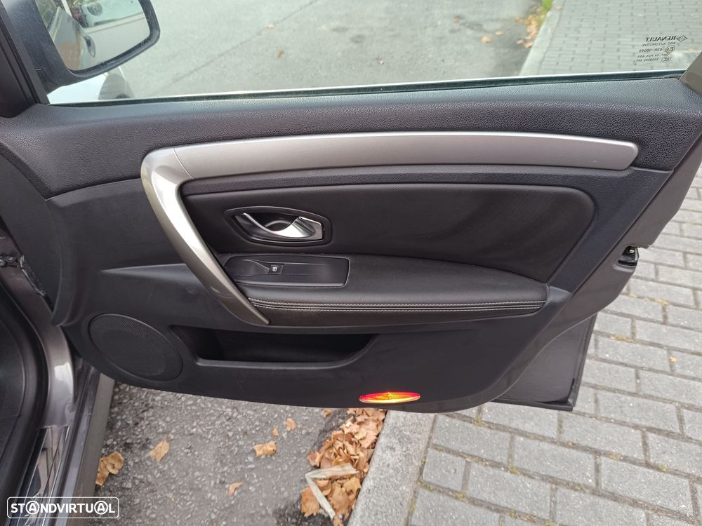 Renault Laguna Break dCi 110 FAP Dynamique - 15