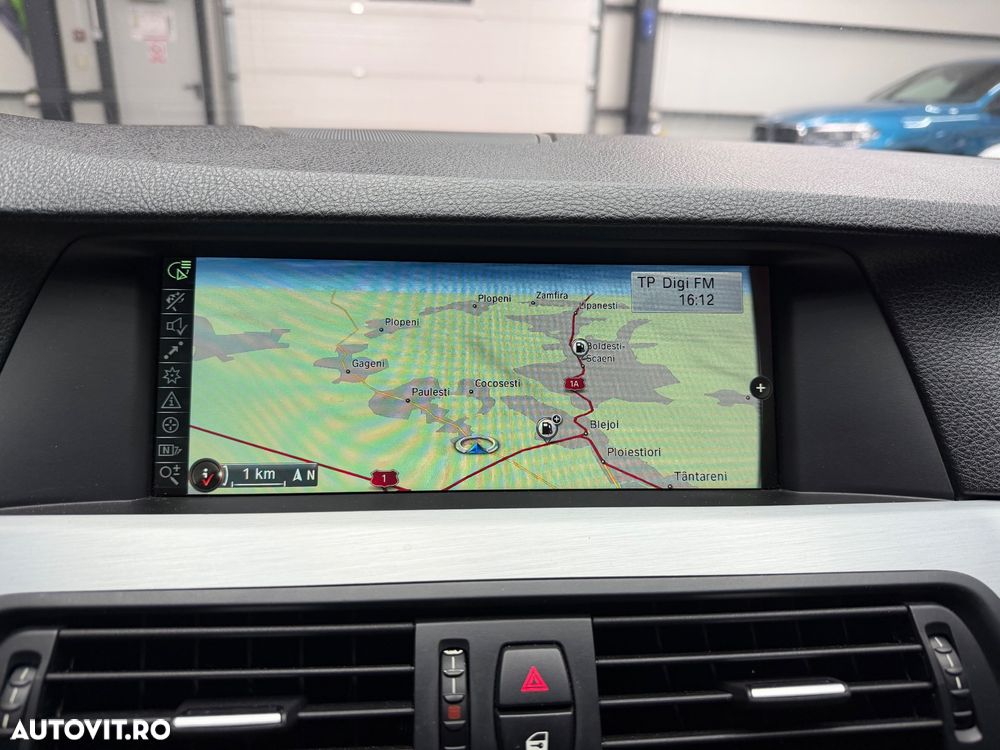 BMW Seria 5 520d Sport-Aut. - 15