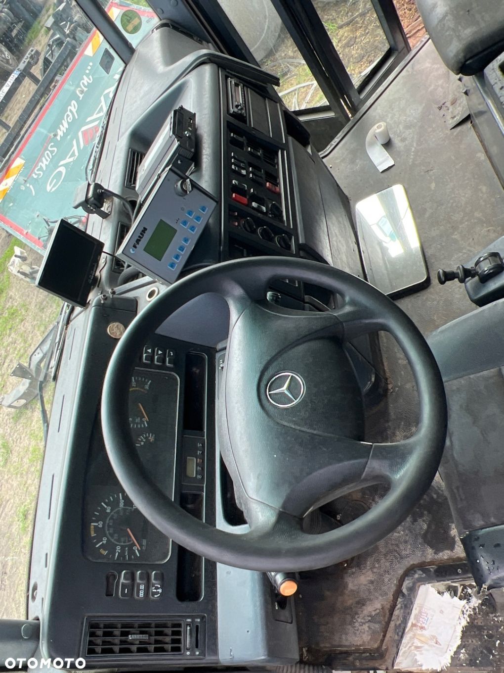 Mercedes Econic przekładka do Anglika konsola kokpit deska - 1