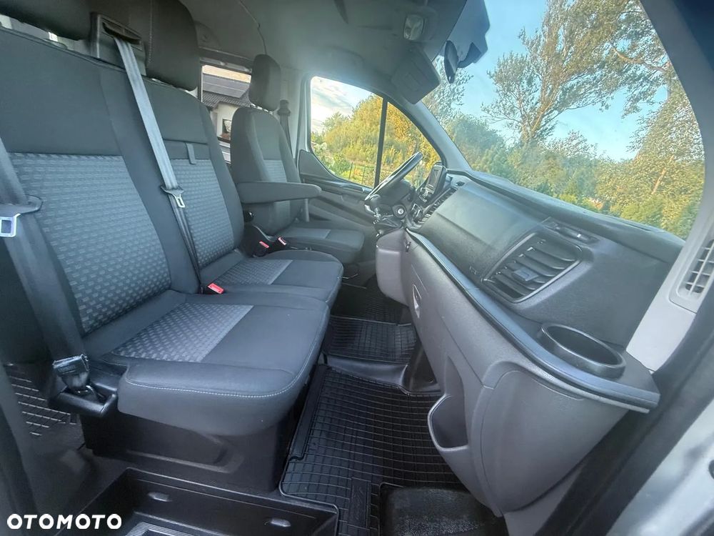 Ford Transit Custom 310 L2H1 Ambiente - 17